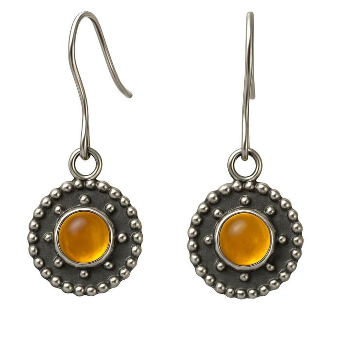 Silberne Ohrhänger mit rundem Citrin-Cabochon und oxidierter Oberfläche im Ethno-Stil, handgefertigt
